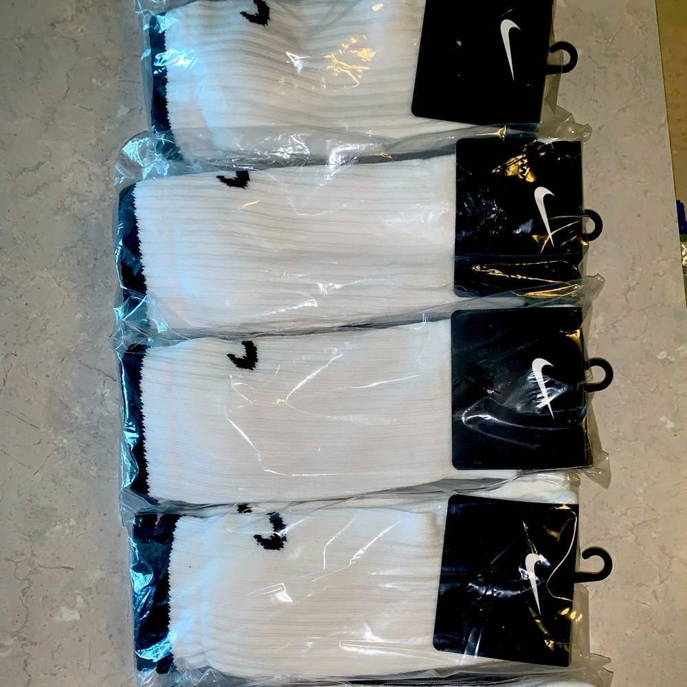 Nike Unisex Athletic Socks